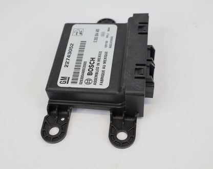 12-17 CHEVROLET TRAVERSE REAR PARK ASSIST PARKING CONTROL MODULE OEM 22743052