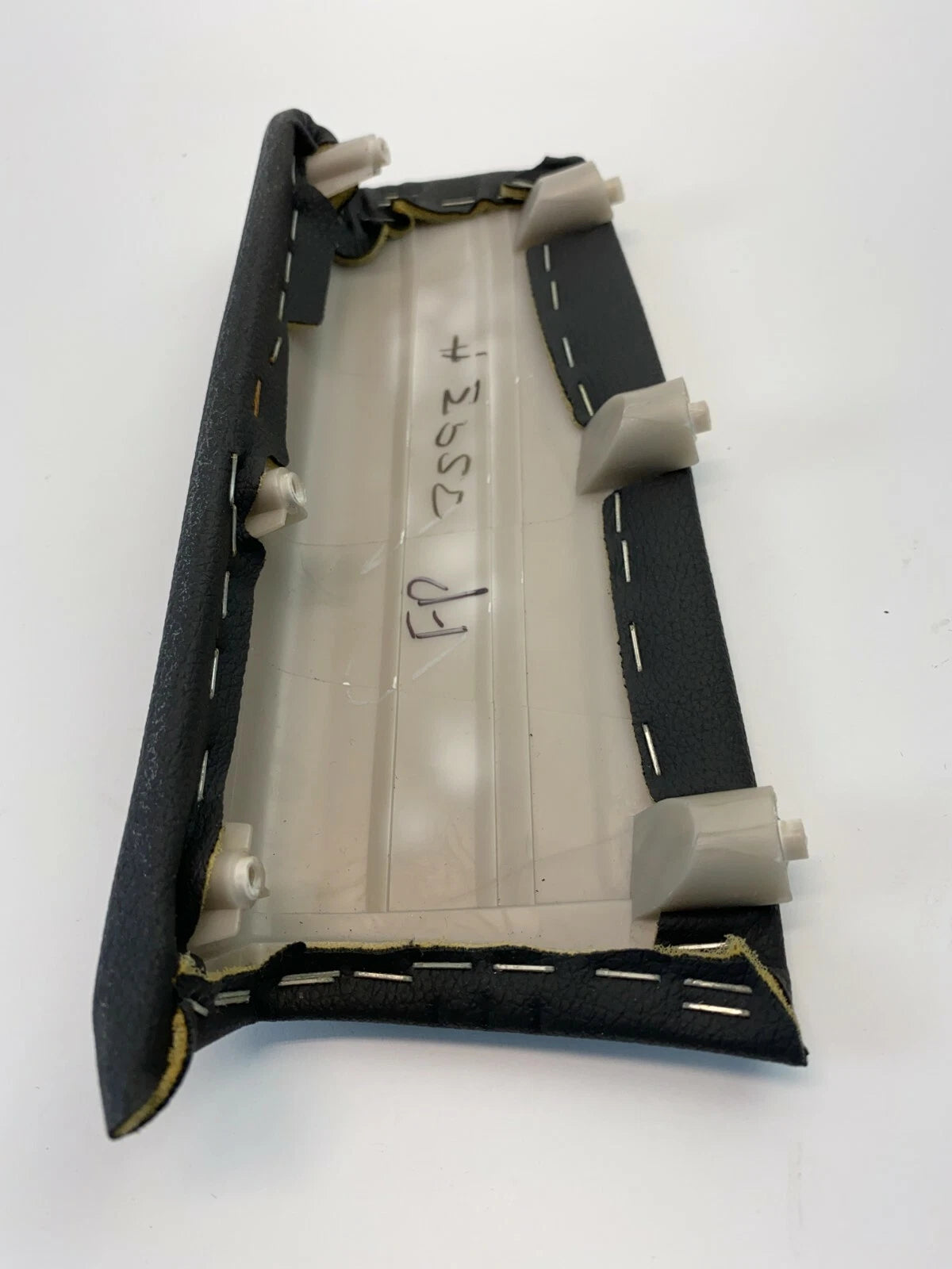 2011-2014 CHEVROLET CRUZE FRONT RIGHT INTERIOR DOOR PANEL ARMREST ASSEMBLY OEM