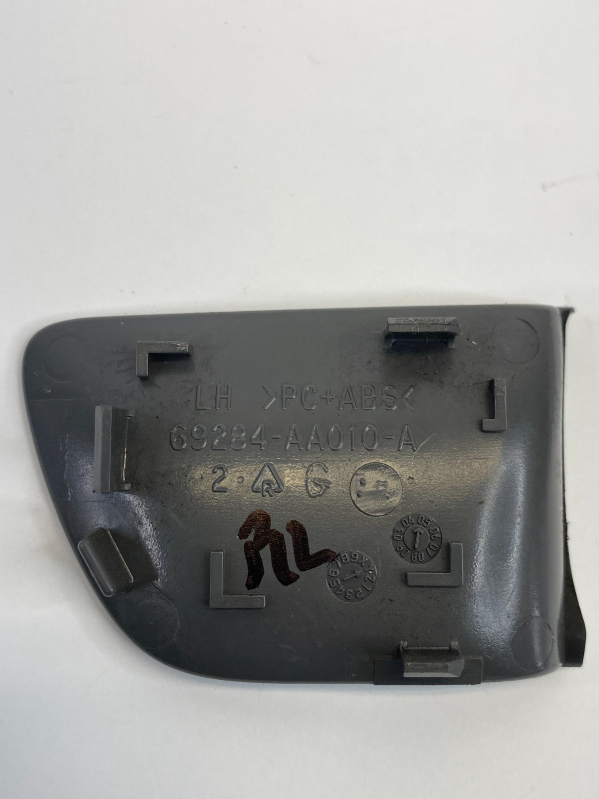 2002-2006 Toyota Camry Rear Left Inner Door Plug Screw Cover Trim 69284-AA010