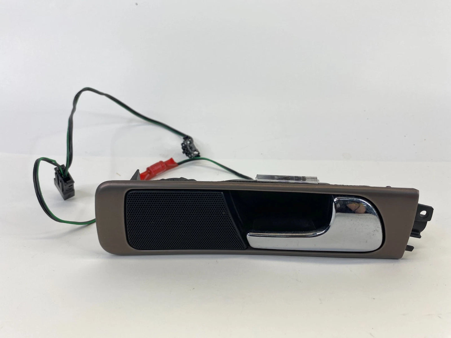1998-2004 AUDI A6 QUATTRO REAR RIGHT INTERIOR DOOR HANDLE TWEETER OEM 4B0035399B