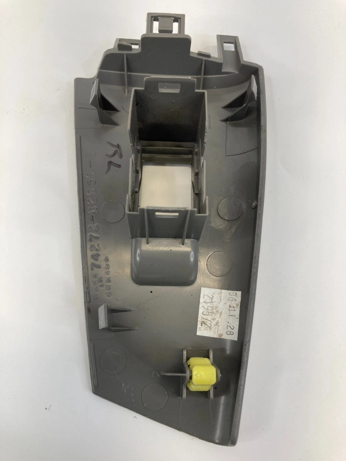 2003-2008 TOYOTA COROLLA REAR LEFT DOOR WINDOW SWITCH TRIM BEZEL 74272-02050-A