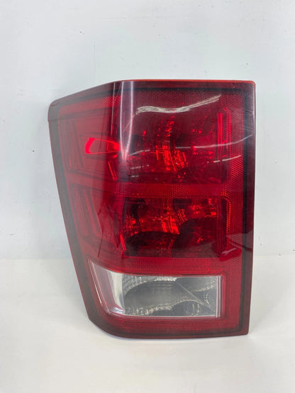 2005 2006 JEEP GRAND CHEROKEE LEFT DRIVER TAIL LIGHT LAMP TAILLIGHT 55156615AD