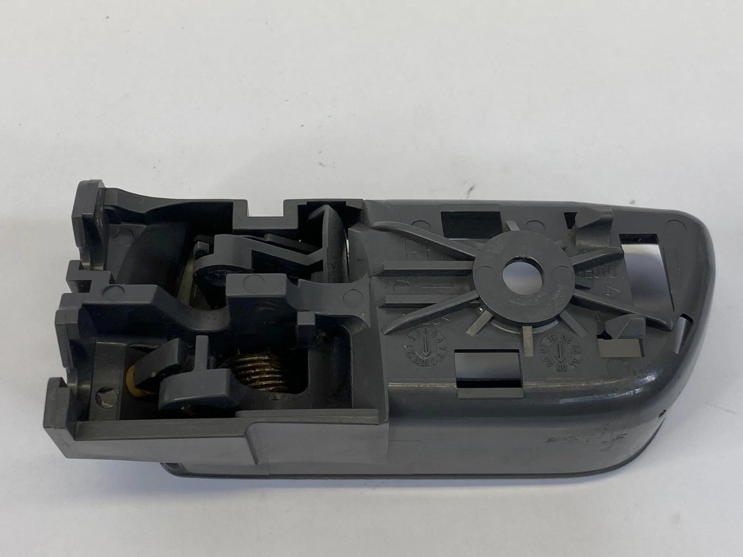 2004-2010 TOYOTA SIENNA CE & LE FRONT RH PASSENGER INTERIOR DOOR HANDLE GRAY OEM