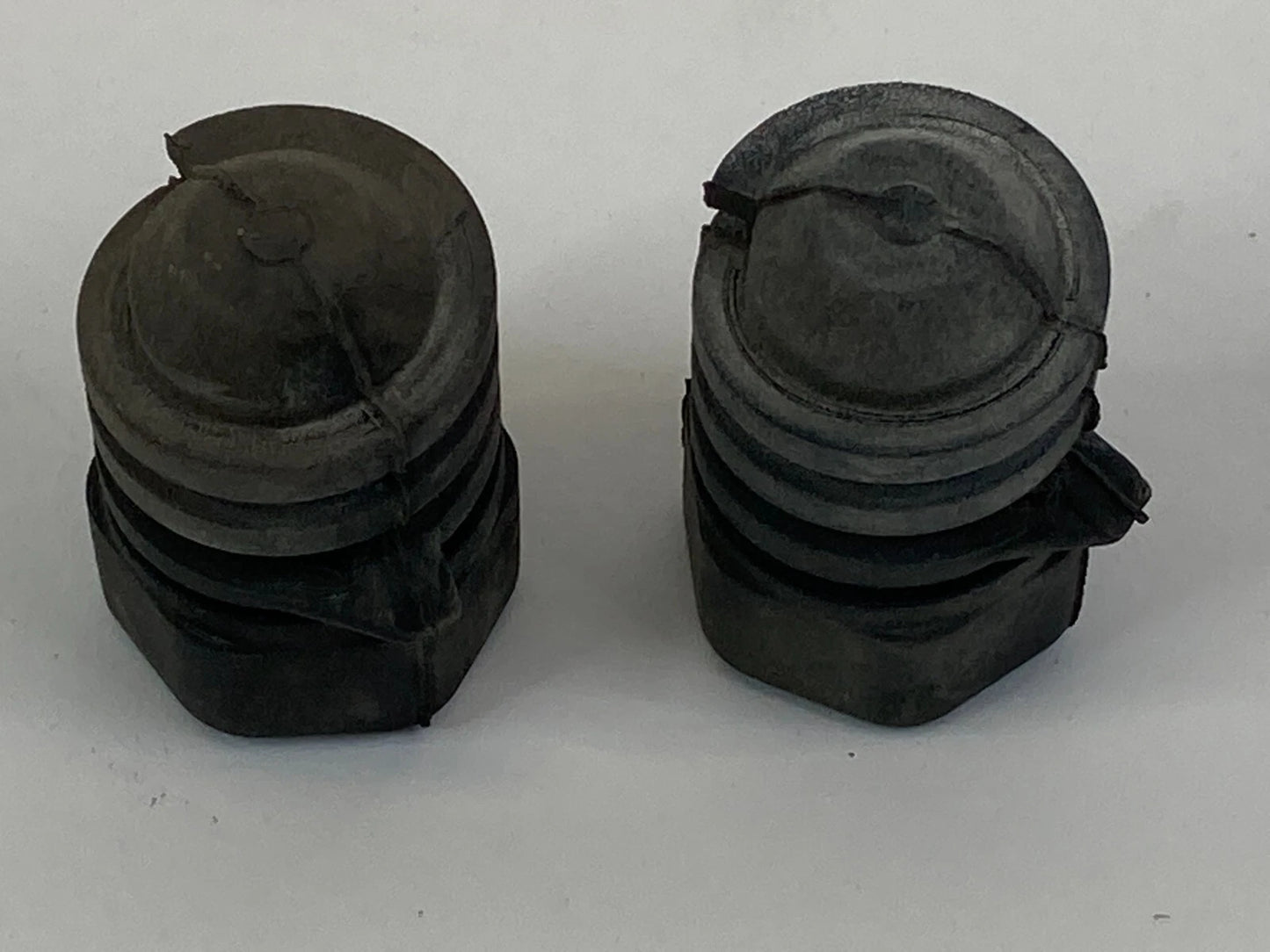 2006-2012 FORD FUSION HOOD OUTER RUBBER CUSHION DAMPER STOPPER BUMPER SET PAIR