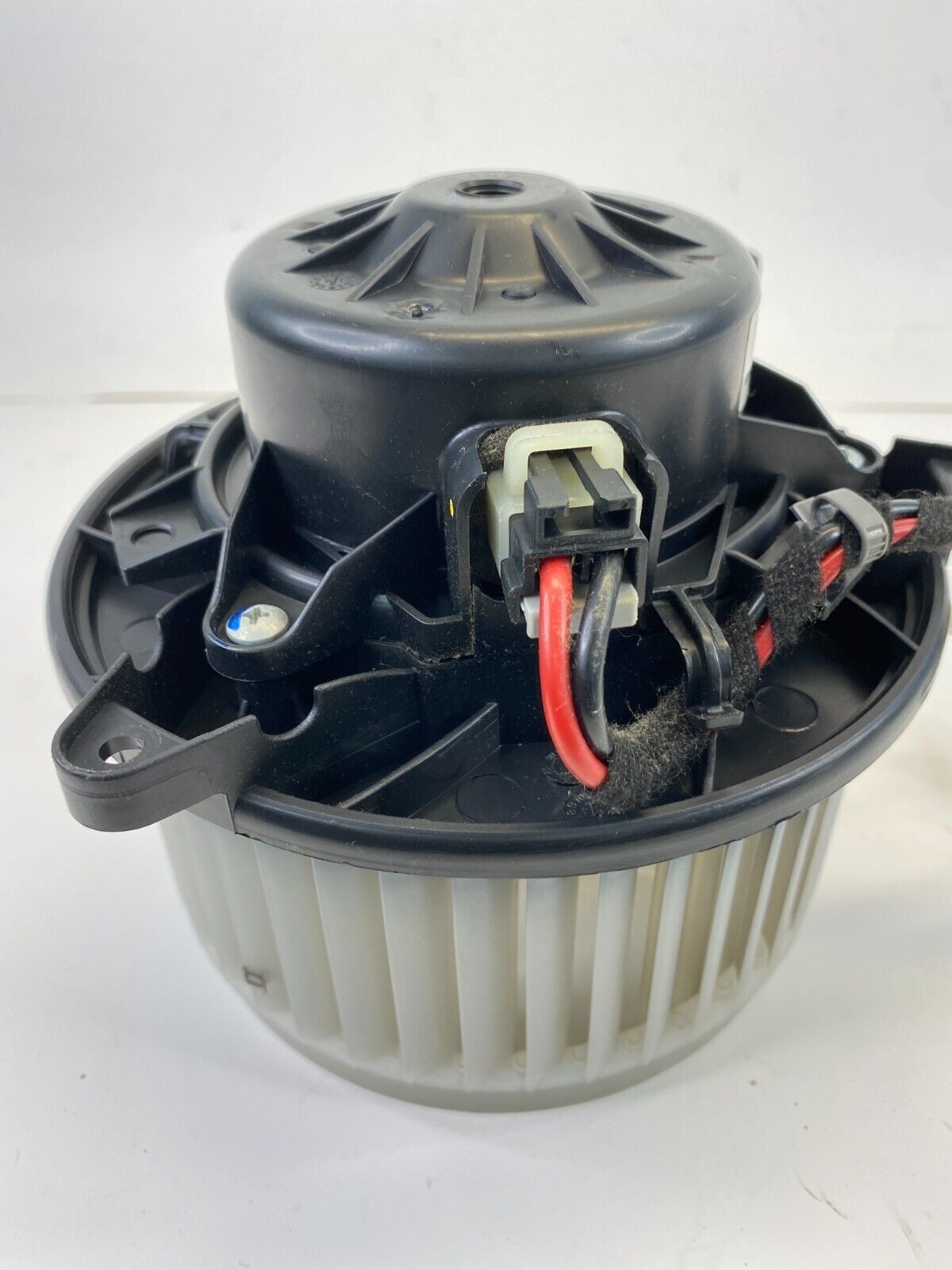 2014 2015 Chevrolet Malibu Heating And Air Conditioning Blower Motor 1645707202