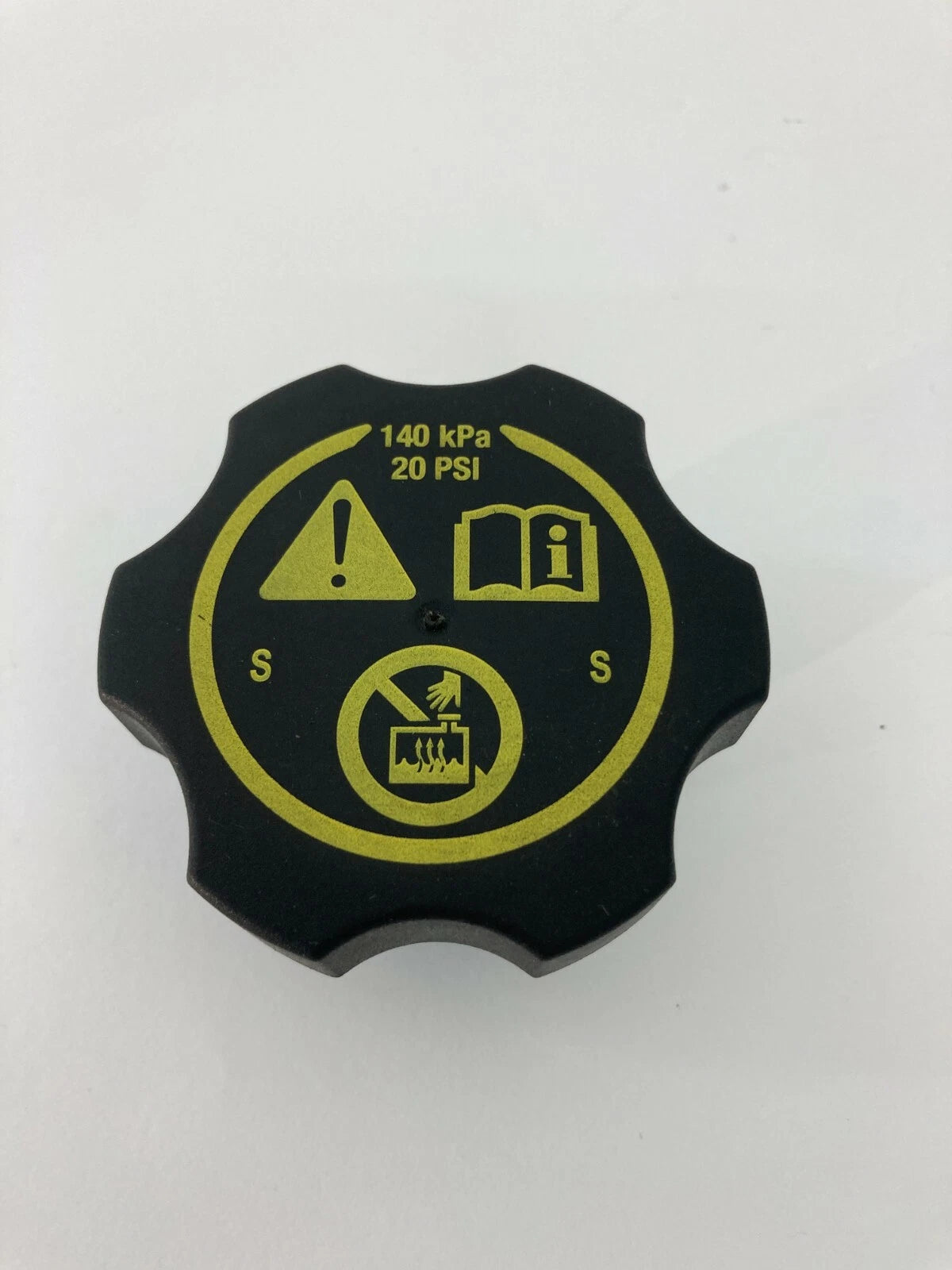 2012-2020 CHEVY IMPALA 2007-2014 TAHOE ENGINE COOLANT RADIATOR RESERVOIR CAP LID