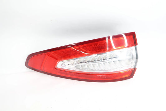 2013-2016 FORD FUSION PASSENGER RIGHT RH REAR OUTER TAIL LIGHT LAMP ASSY OEM