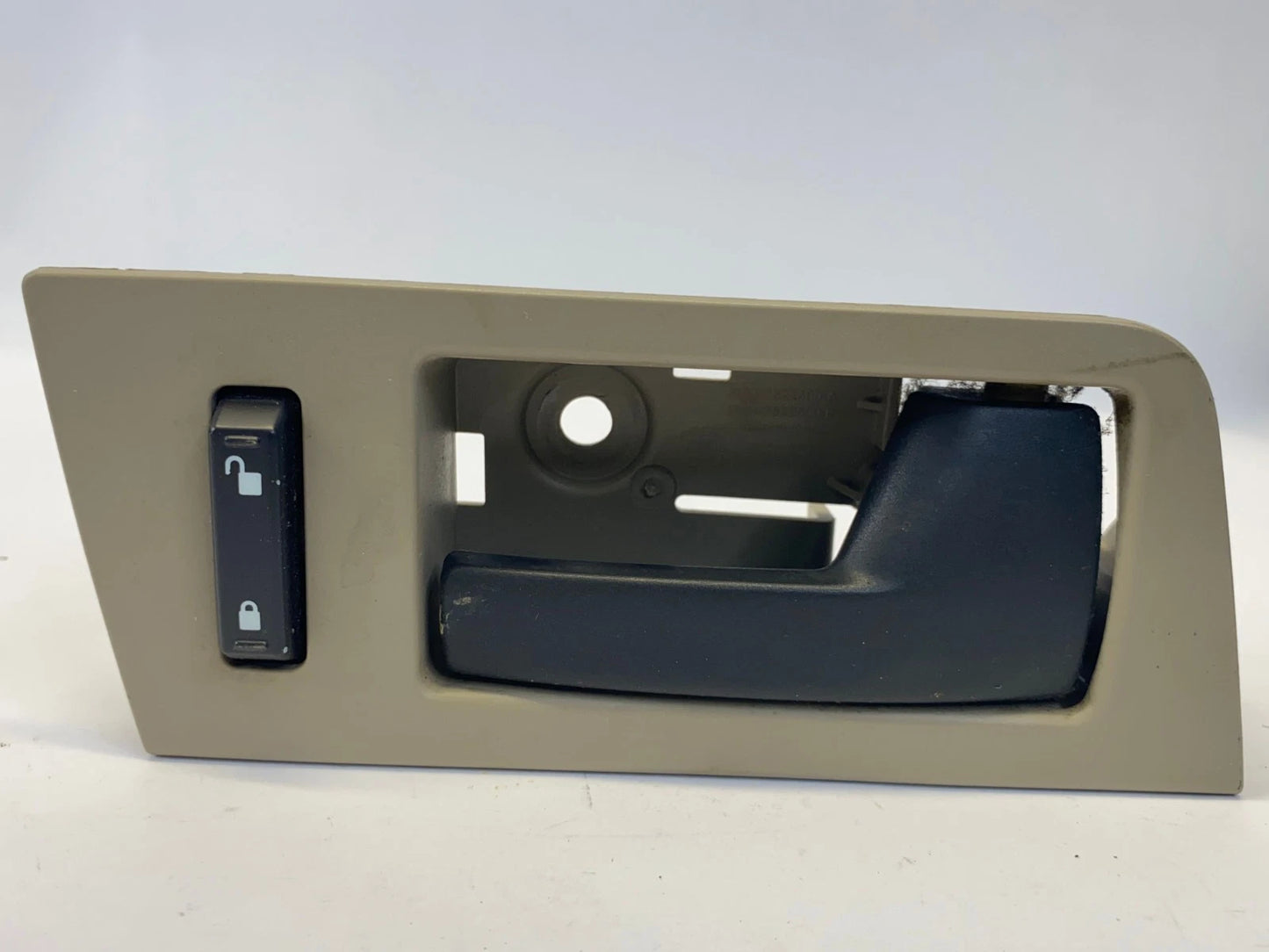 2008-2012 FORD ESCAPE INTERIOR DOOR HANDLE FRONT RH LOCK SWITCHES HOUSINGS OEM