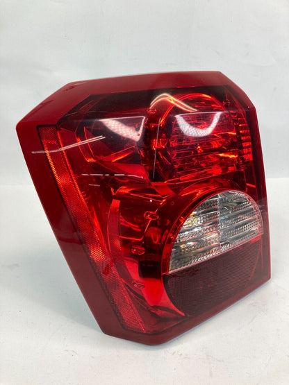 2007 07 Dodge Caliber Rear Left Side Trunk Lid Tail Light Assembly 5303753 OEM