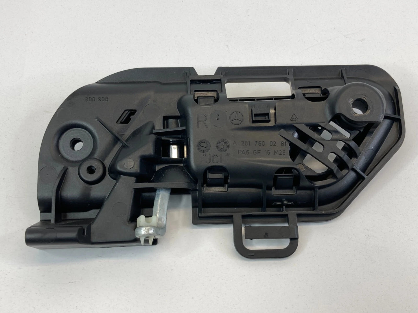 06-10 MERCEDES-BENZ R350 FRONT RIGHT INTERIOR INNER DOOR HANDLE A2517600261 OEM