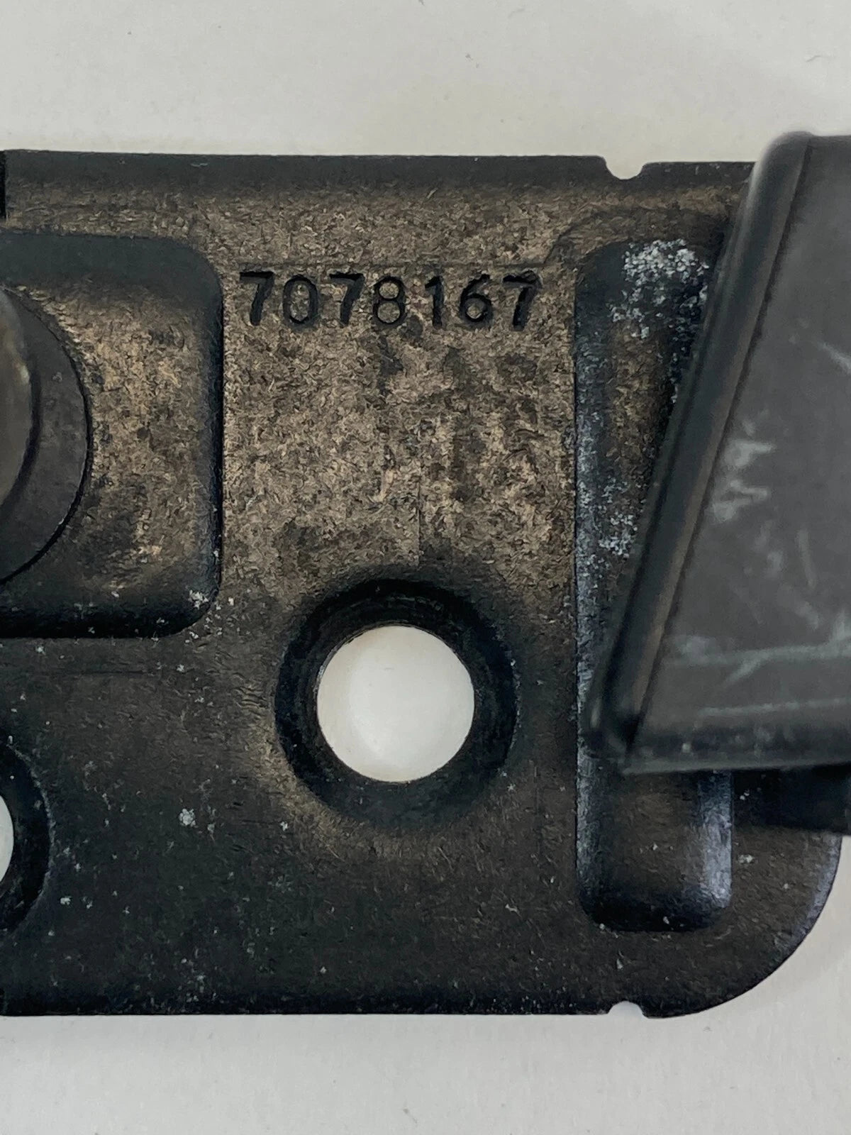 2006 BMW 330I 330XI TRUNK LID LOCK LATCH STRIKER CATCH RELEASE 7078167 OEM
