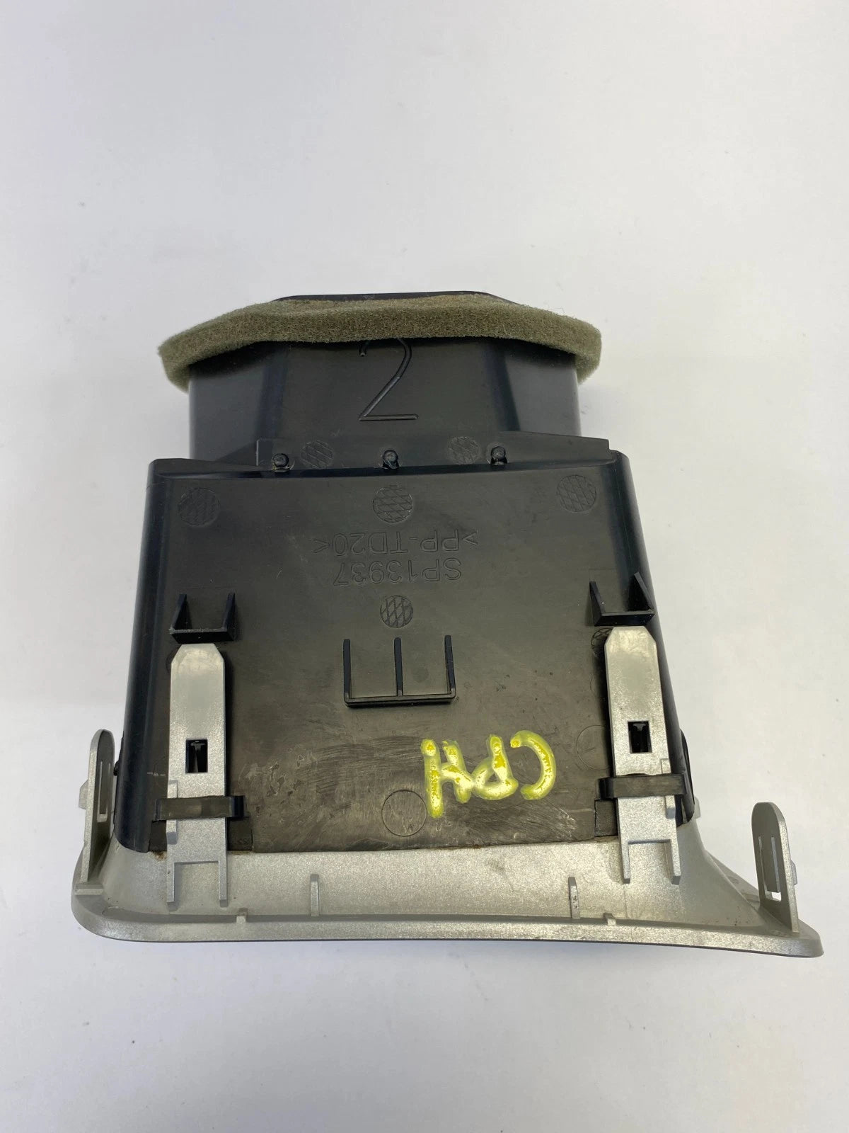2010-2017 CHEVROLET EQUINOX LEFT SIDE DASH AIR VENT OUTLET GRAY 20862307 OEM