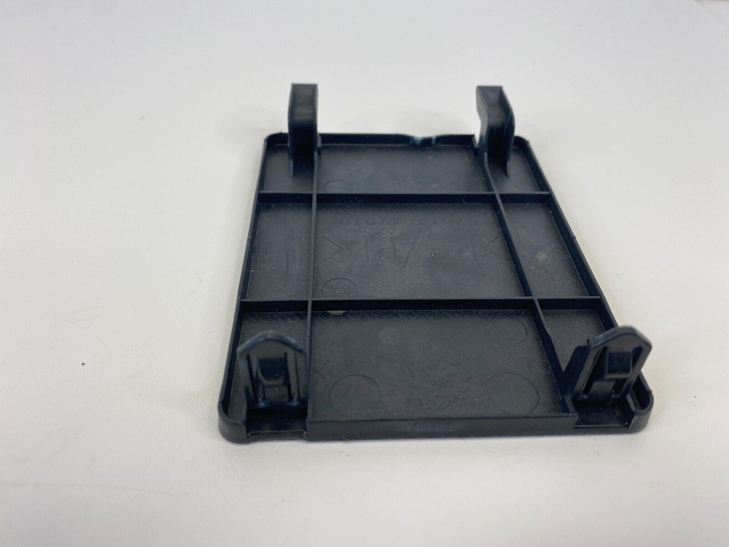 10-15 Toyota Prius Rear Trunk Liftgate Side Lid Cover Trim Cap 67847-47010