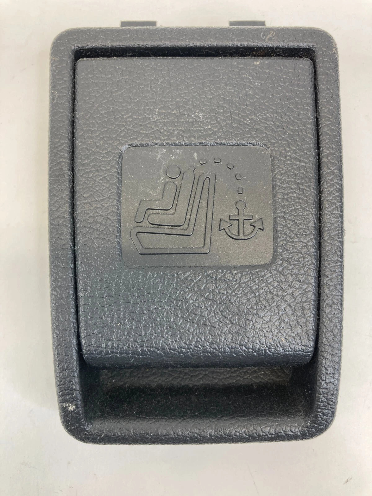2014 2015 2016 HYUNDAI ELANTRA REAR SEAT CHILD ANCHOR COVER TRIM 856123Y500 OEM