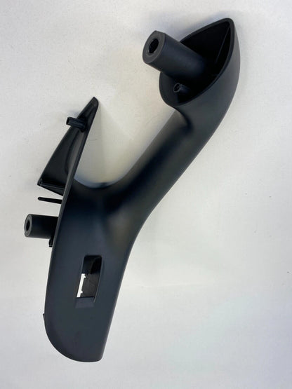 06-10 VOLKSWAGEN PASSAT REAR LEFT DOOR PULL HANDLE WINDOW SWITCH BEZEL 3C4867179