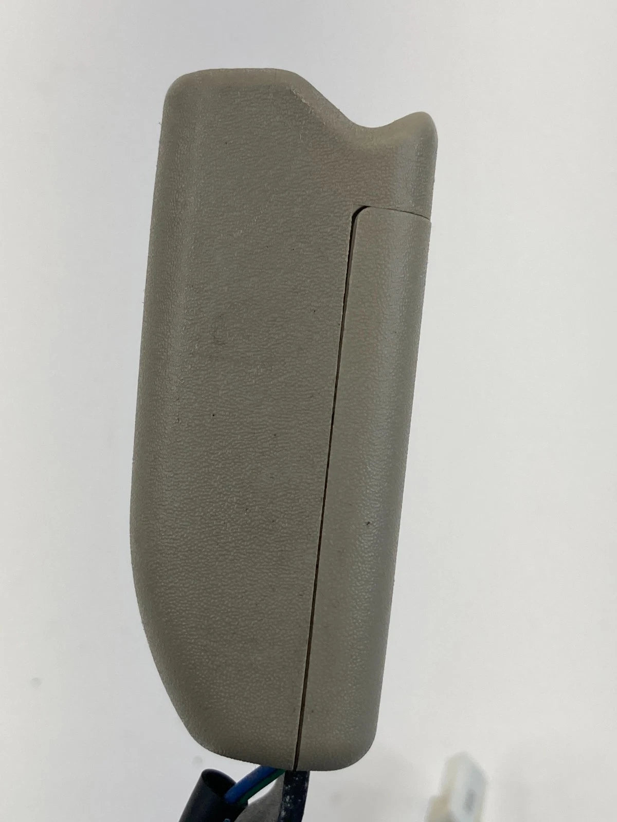 2009-2014 NISSAN MURANO FRONT RIGHT PASSENGER SIDE SEAT BELT BUCKLE ASSY OEM