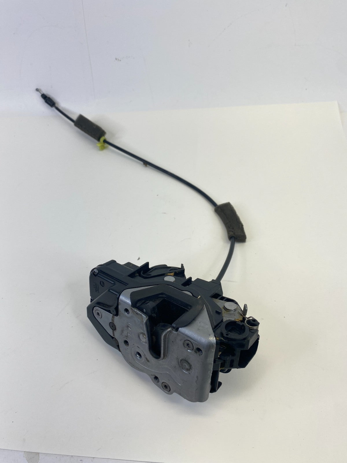 2009-2017 Buick Enclave Front Left Door Lock Latch Release Actuator 3018885