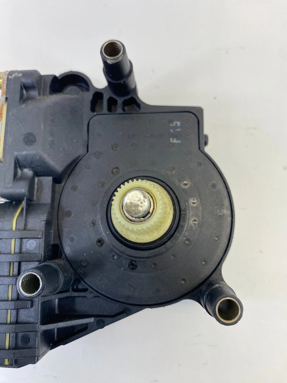 1998-2001 AUDI A6 QUATTRO FRONT RIGHT DOOR POWER WINDOW MOTOR 4B0959802D OEM