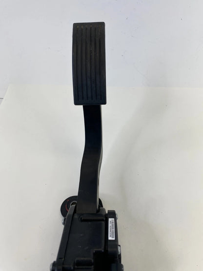 2010 11 12 Hyundai Santa Fe 2.4L A/T Gas Pedal Accelerator Travel Sensor 327001U