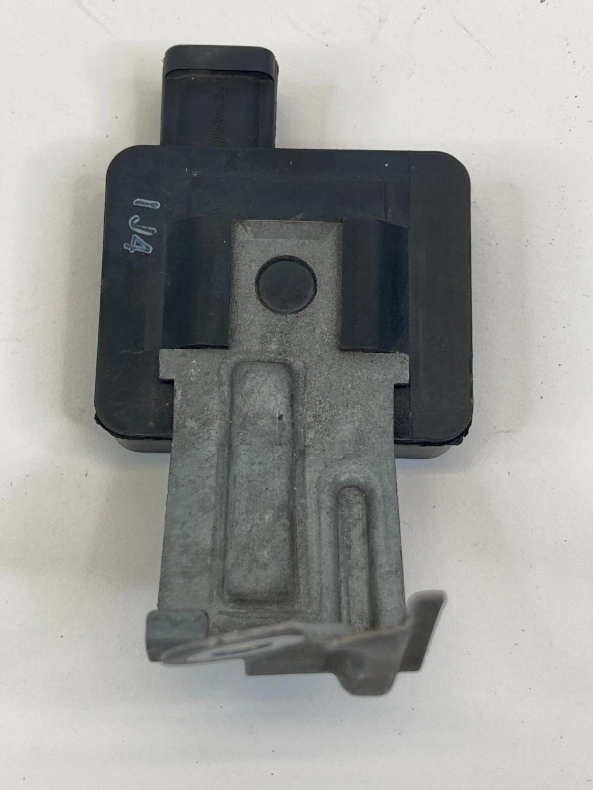 2012 INFINITI G37 KEYLESS SECURITY ENTRY CARD BUZZER CONTROL MODULE W/ BRACKET