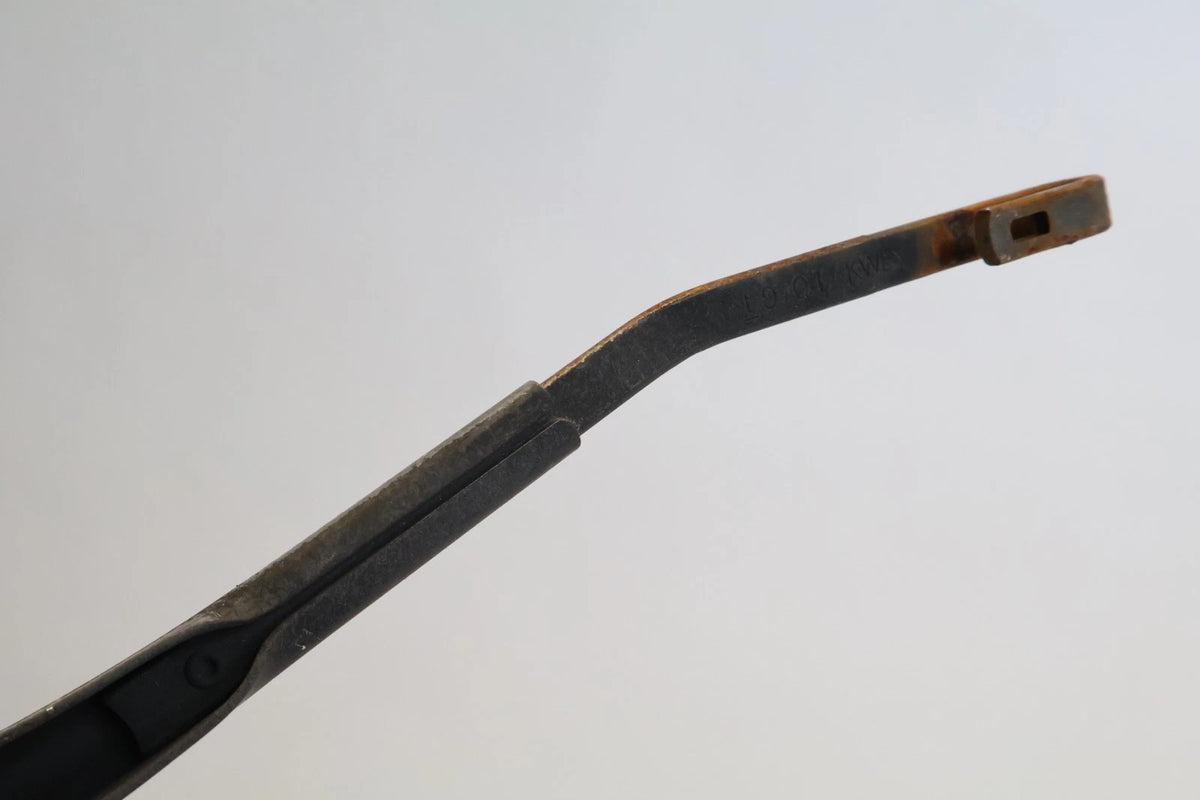 2007-2010 HYUNDAI ELANTRA FRONT LH RH WINDSHIELD WIPER BLADE ARM 98310-2H000