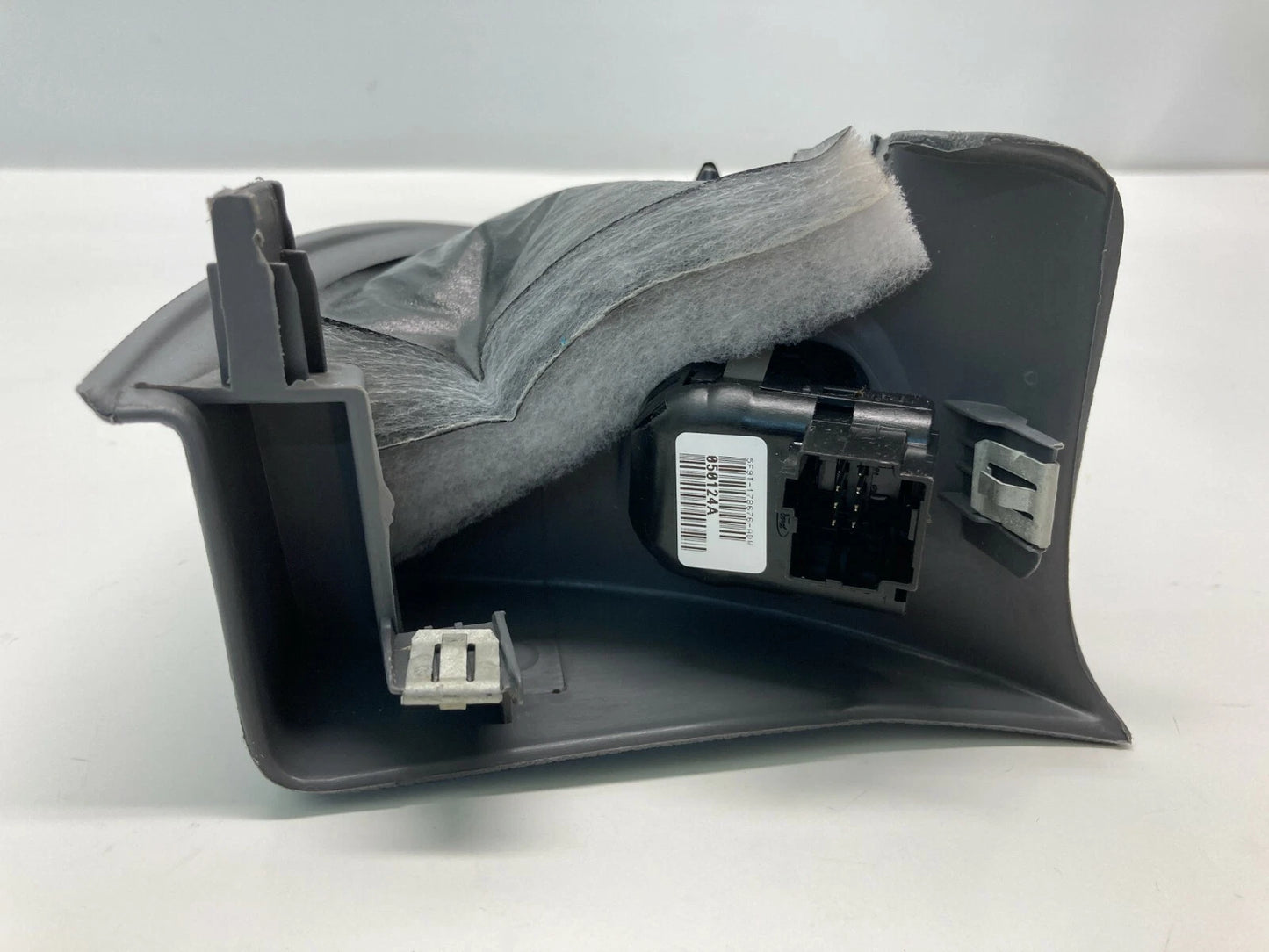 05 06 07 FORD FREESTYLE LEFT DRIVER DOOR POWER MIRROR SWITCH INNER COVER TRIM