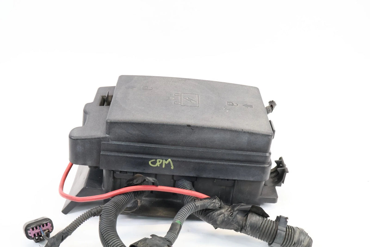 2002 2003 CHEVY TRAILBLAZER 4.2L ENGINE FUSE RELAY BOX JUNCTION BLOCK ASSY OEM