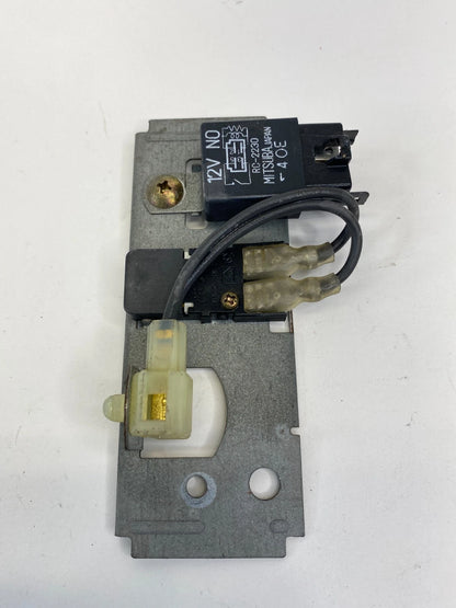 1995 1996 SUBARU LEGACY SEDAN & WAGON POWER WINDOW RELAY W BRACKET OEM
