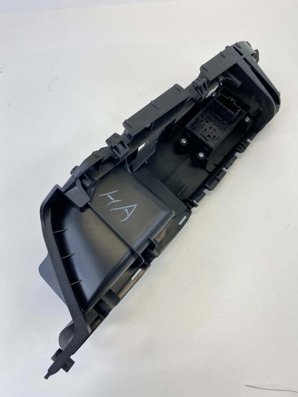 2009-2013 HONDA FIT FRONT RIGHT PASSENGER DOOR WINDOW SWITCH BEZEL 83541-TF0-00
