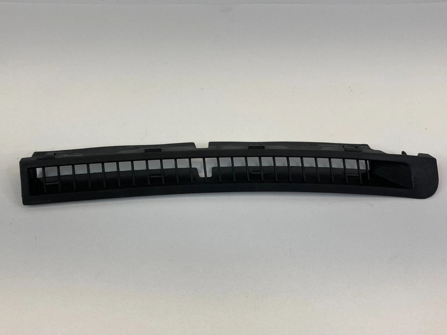 2007-2013 NISSAN ALTIMA DASH WINDSHIELD DEFROSTER RIGHT NOZZLE GRILLE TRIM OEM