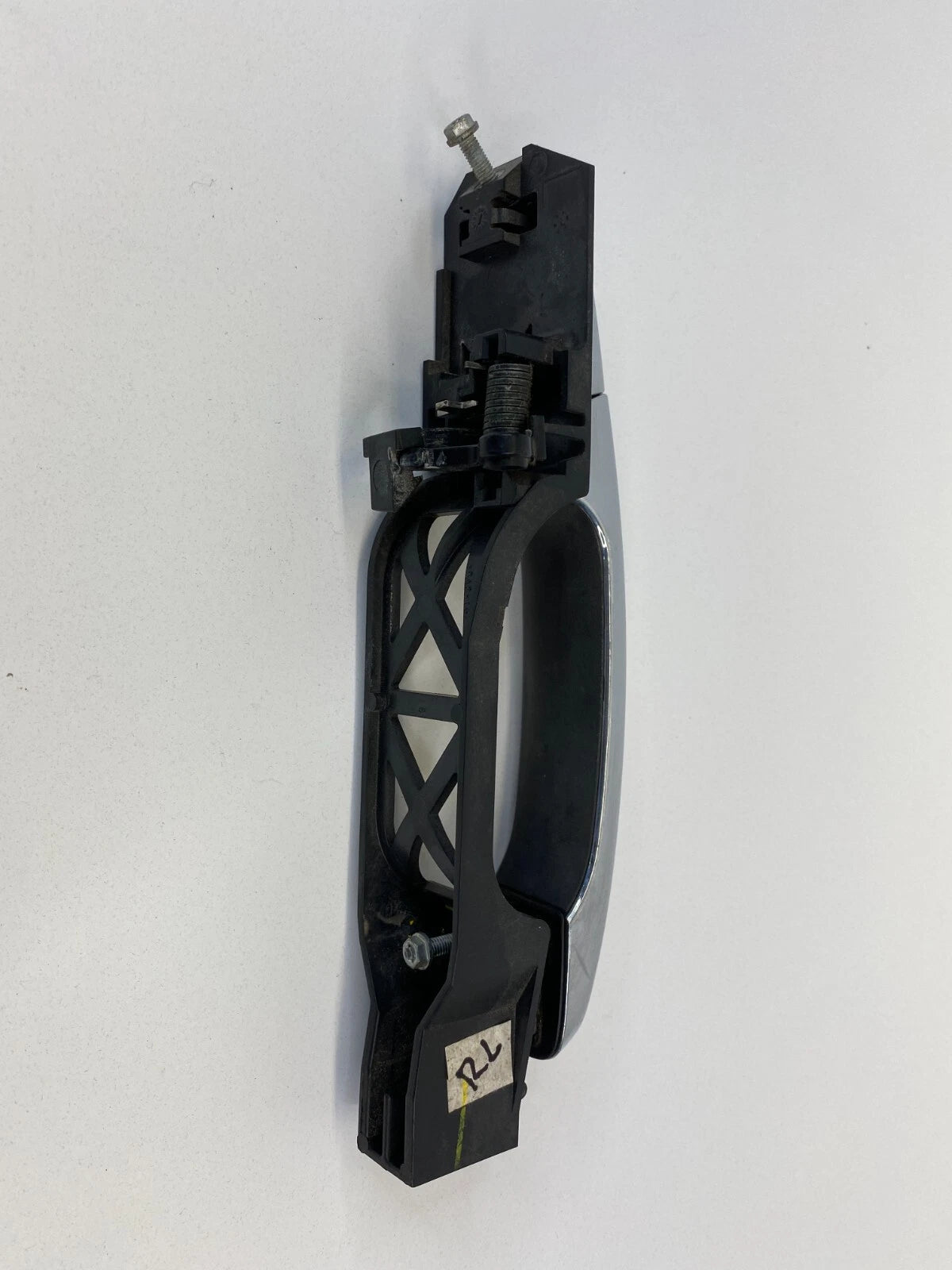 2005-2010 PONTIAC G6 REAR LEFT SIDE EXTERIOR DOOR HANDLE ASSEMBLY 15786207 OEM