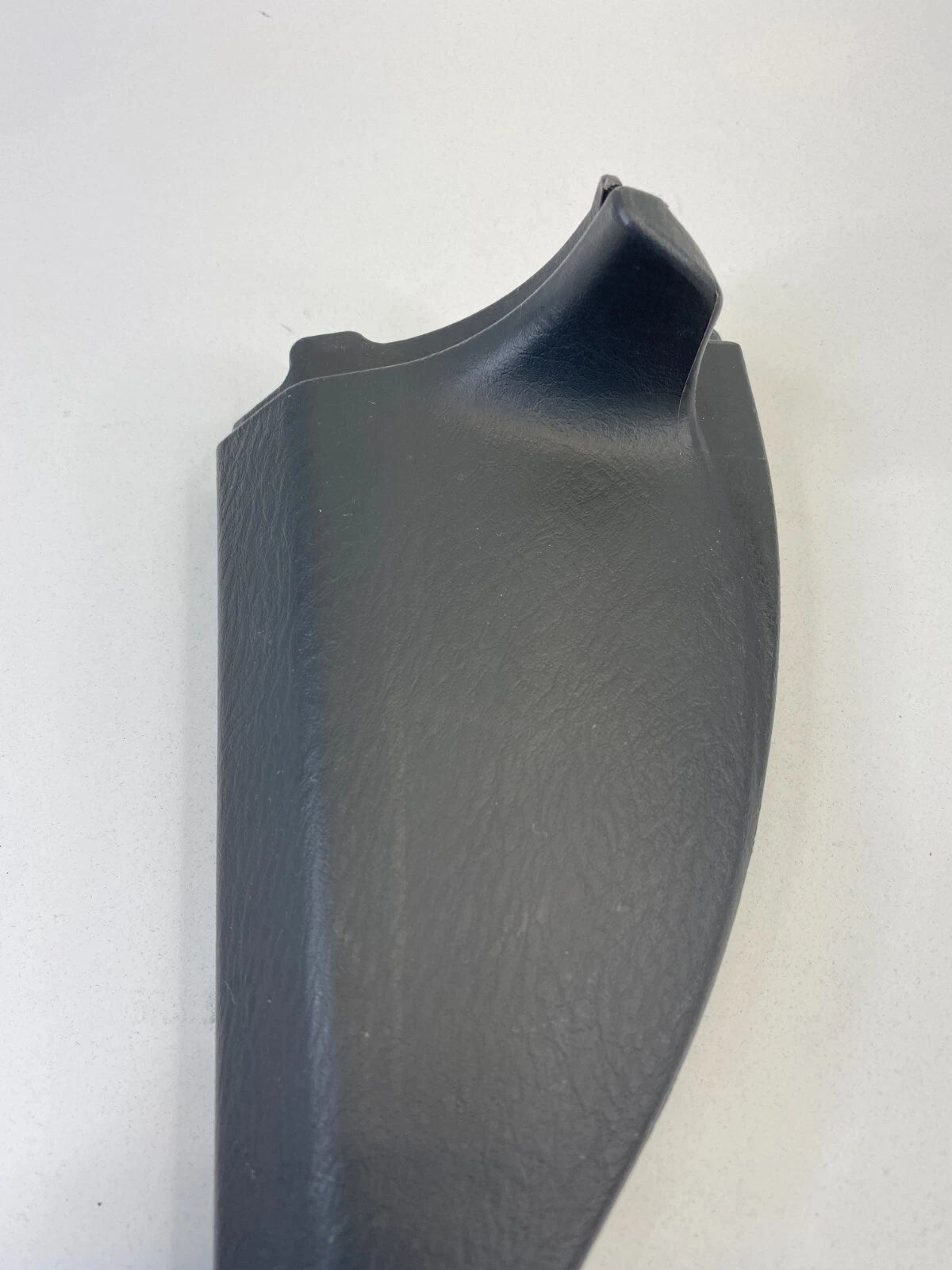 2003-2005 HONDA PILOT FRONT RIGHT PASSENGER SIDE INNER MIRROR CORNER COVER TRIM