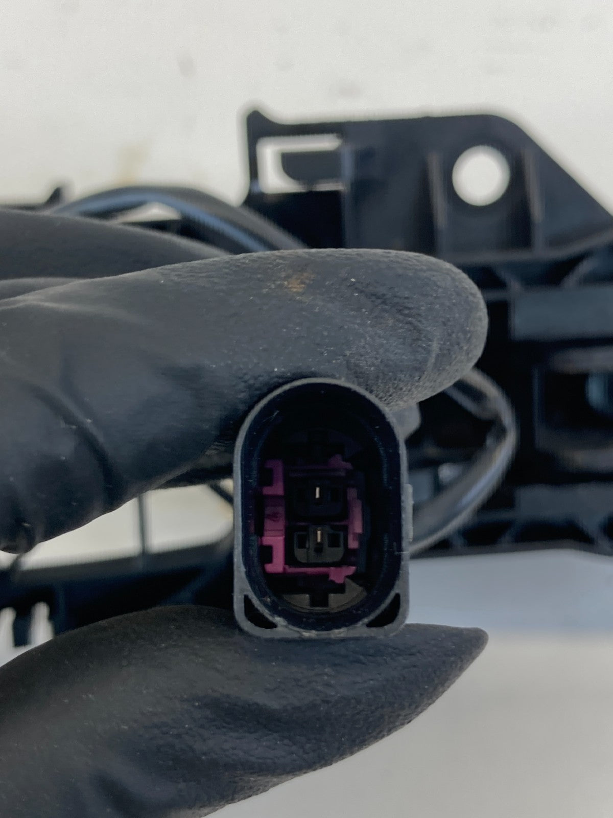 2009-2017 VW Volkswagen CC Rear Right Side Outside Exterior Door Handle OEM