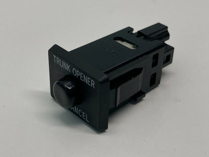 1997-2001 LEXUS ES300 TRUNK LID RELEASE OPENER SWITCH BUTTON 1572771 OEM