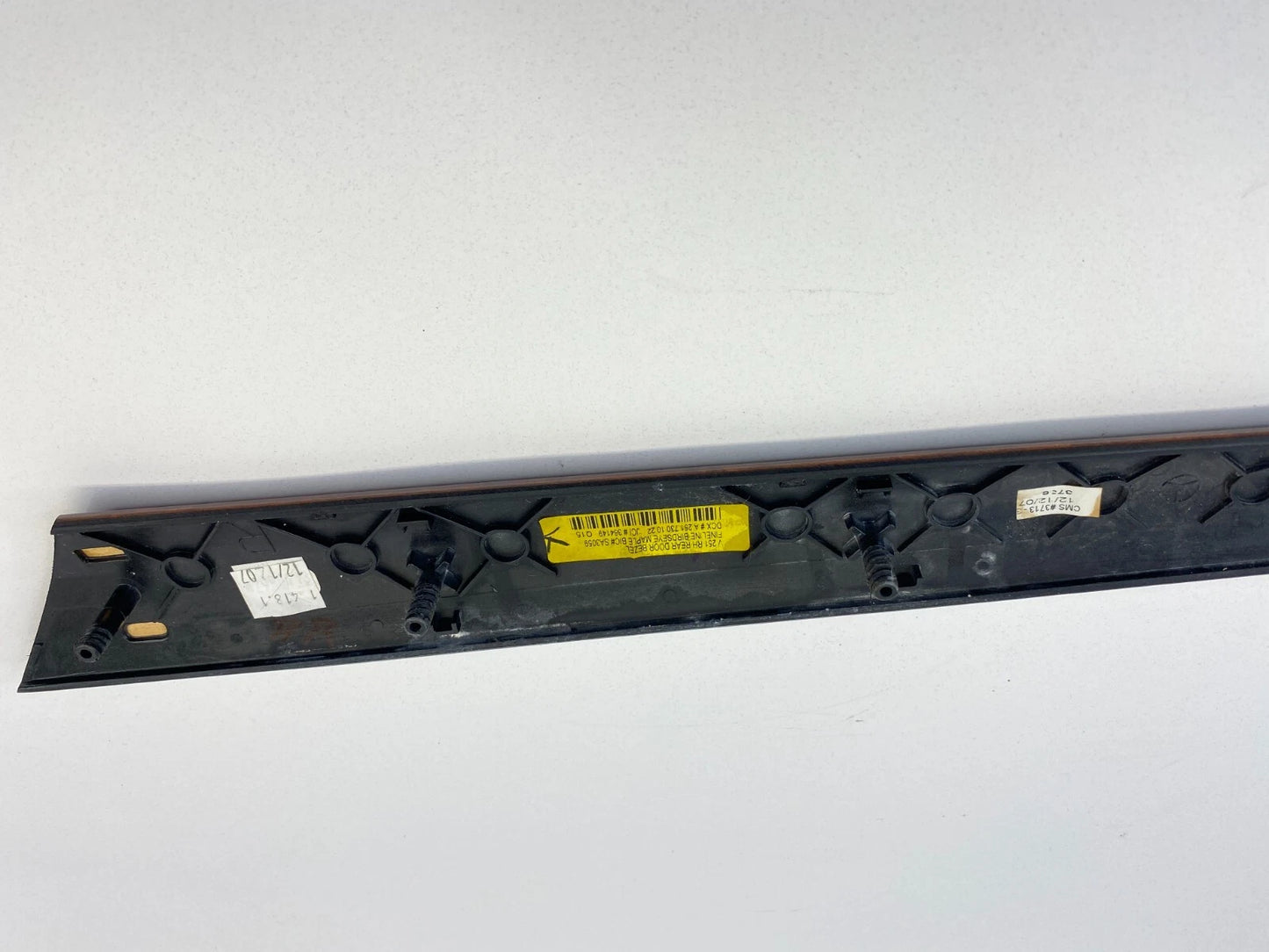 2006-2010 MERCEDES-BENZ R350 REAR RIGHT INTERIOR DOOR PANEL BEZEL COVER TRIM OEM