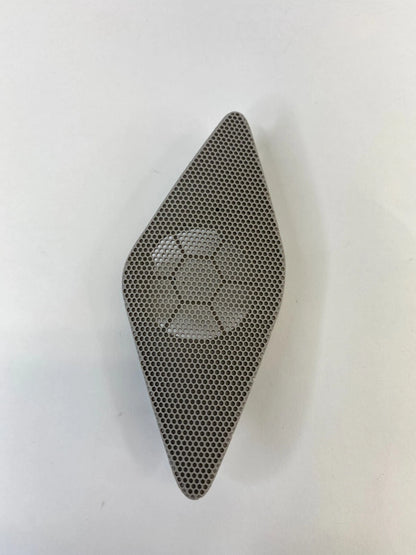 10-17 CHEVY EQUINOX RIGHT WINDSHIELD GARNISH MOLDING SPEAKER GRILLE MT060000PA