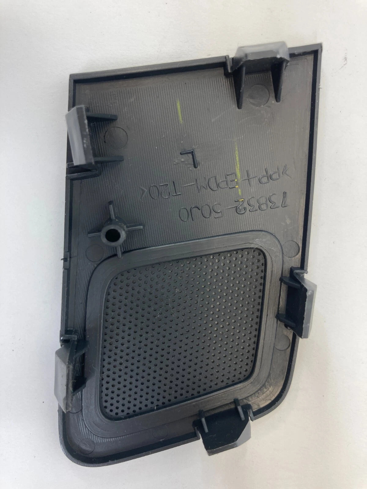 03-05 SUZUKI GRAND VITARA FRONT LEFT DRIVER SPEAKER TWEETER COVER TRIM 7383250J0