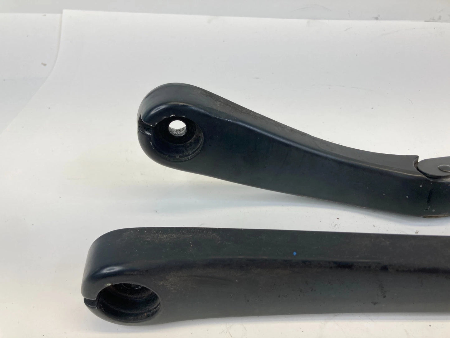 2004-2008 Saab 9-3 Front Left & Right Windshield Wiper Arm Pair Set 12755309 OEM