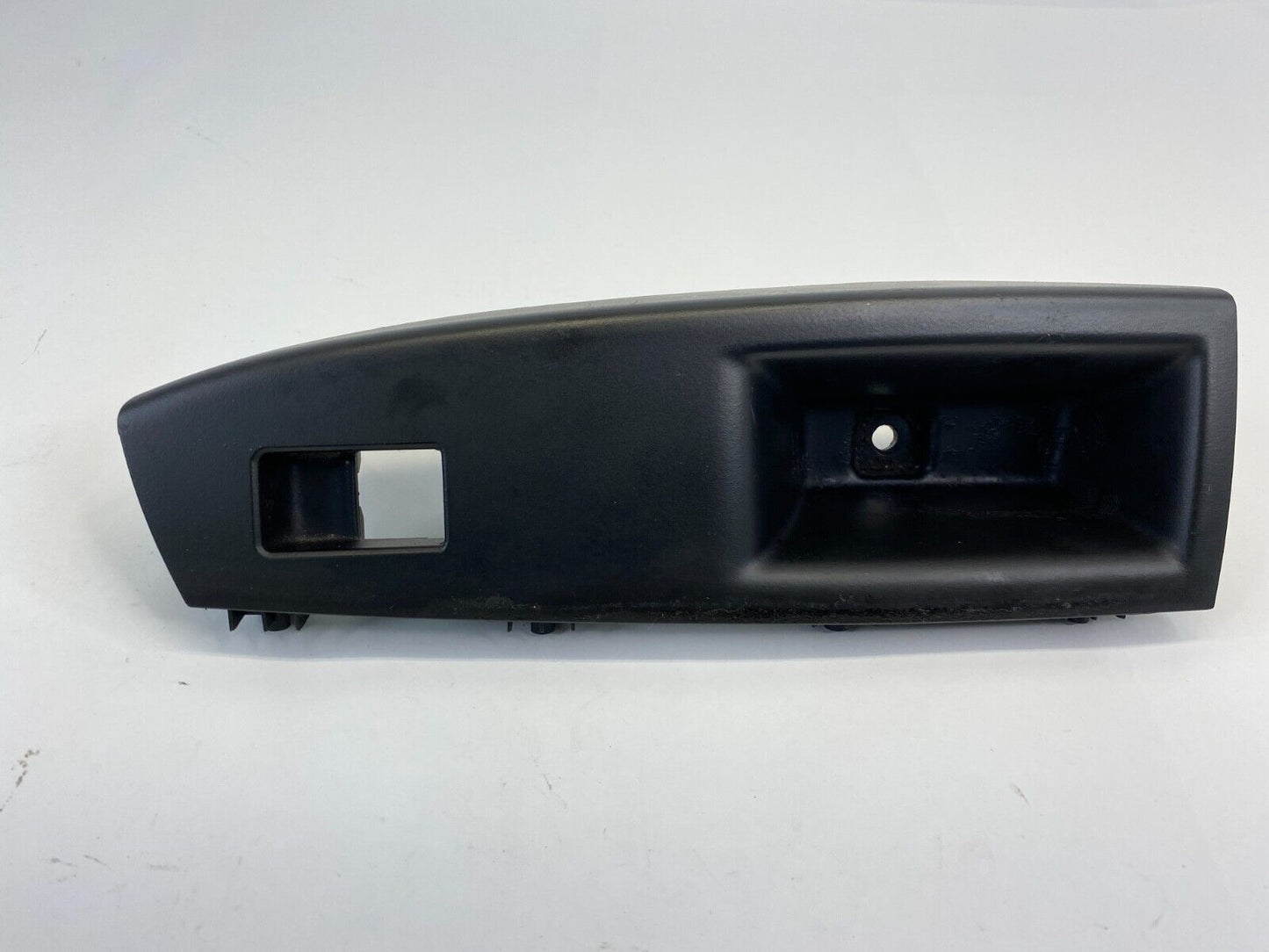 2011-2016 Chevrolet Cruze Rear Left Door Window Switch Bezel Trim 877569434 OEM