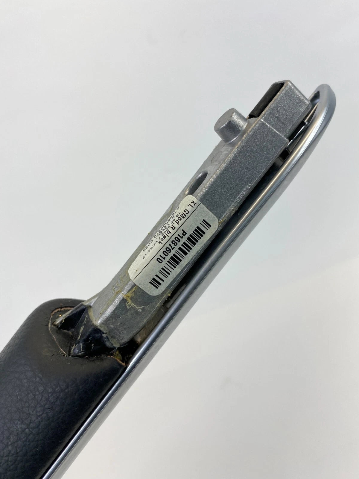 2006-2011 MERCEDES-BENZ ML350 CENTER CONSOLE RIGHT SIDE GRAB HANDLE 1646800270