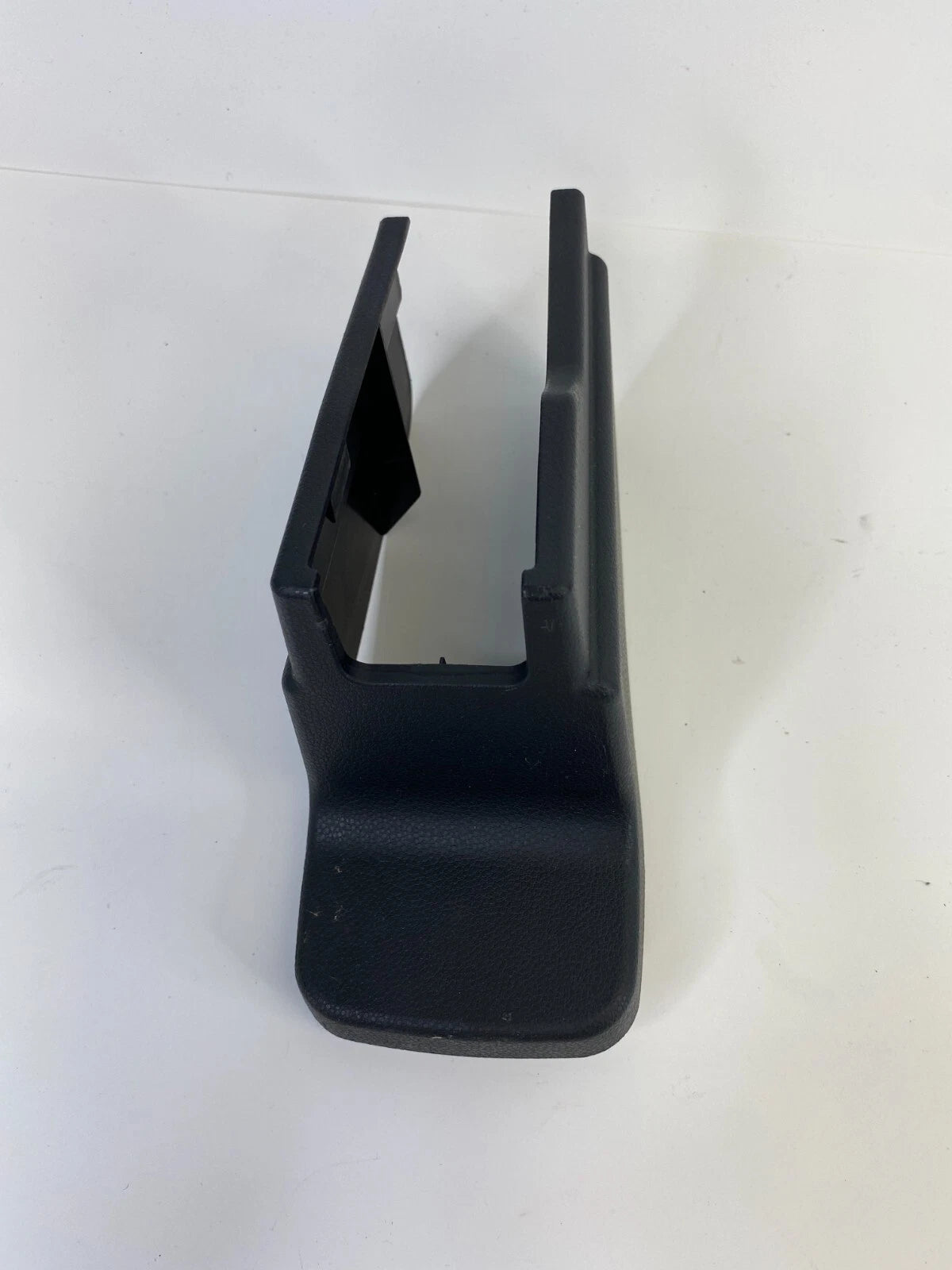 2007-2012 MAZDA CX-7 REAR RIGHT SEAT, LEFT POSITION SEAT TRACK COVER TRIM OEM