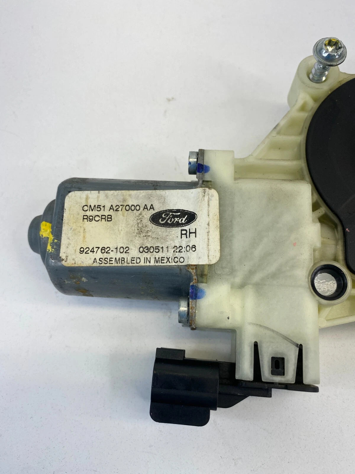 12 13 14 15 16 17 18 FORD FOCUS REAR RIGHT DOOR WINDOW MOTOR CM51A27000 2 PINS