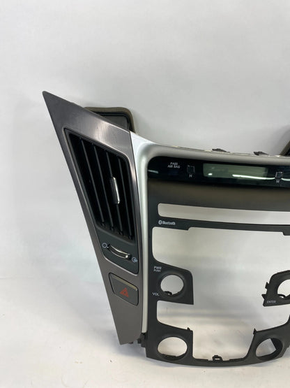 11-14 HYUNDAI SONATA CENTER DASH RADIO CLIMATE CONTROL BEZEL W/AIR VENTS & CLOCK