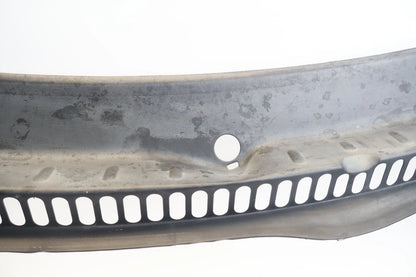 1998-2010 VW NEW BEETLE UPPER WINDSHIELD DEFROSTER NOZZLE VENT COVER TRIM OEM