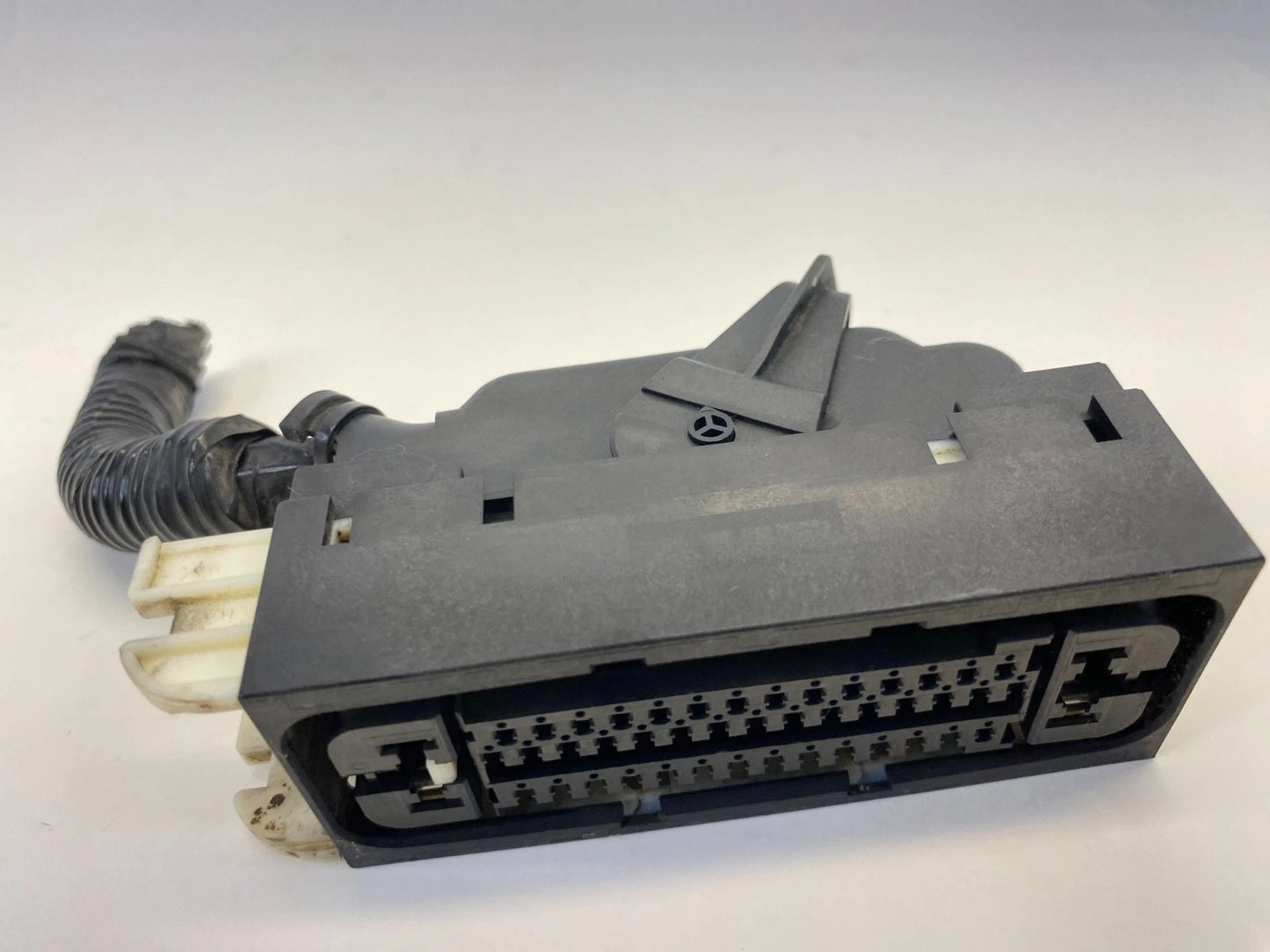 2011-2013 HONDA ODYSSEY ABS ANTI LOCK BRAKE PUMP WIRE PLUG CONNECTOR PIGTAIL OEM