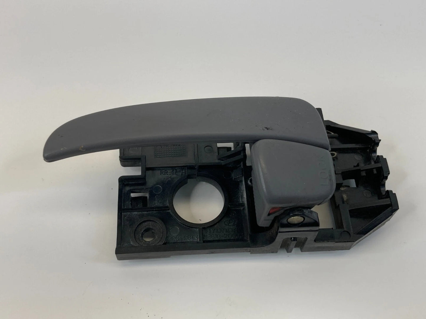 2001-2006 HYUNDAI ELANTRA REAR LEFT DRIVER INNER DOOR HANDLE 83610-2D000 OEM