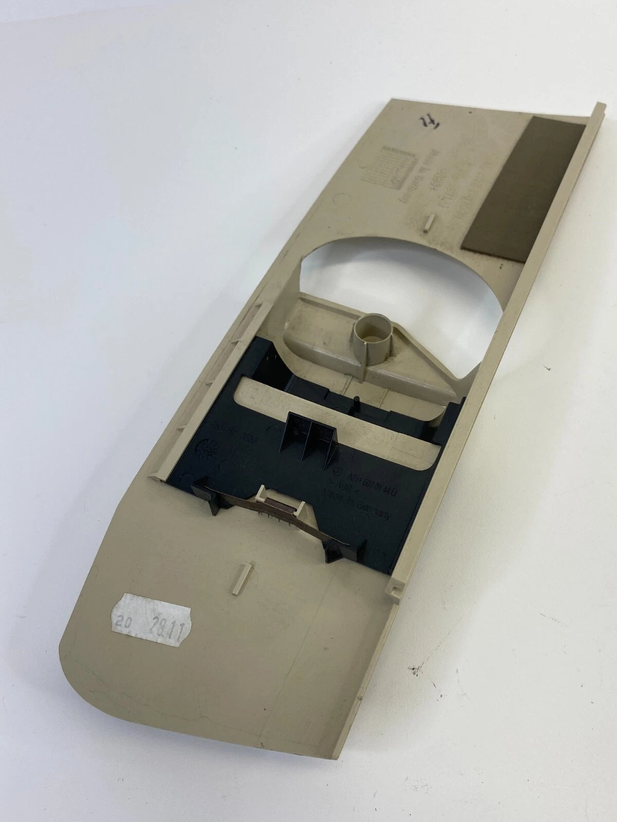 2003-2006 MERCEDES-BENZ E500 FRONT LEFT SIDE UPPER SEAT BELT ADJUSTENT TRIM OEM