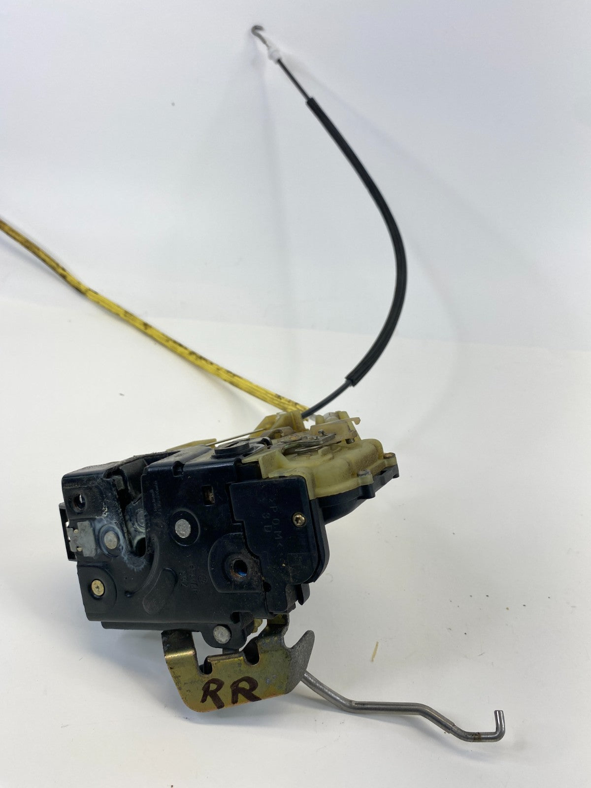 1998-2004 Audi A6 Quattro Rear Right Side Door Latch Release Actuator 4B0839016C