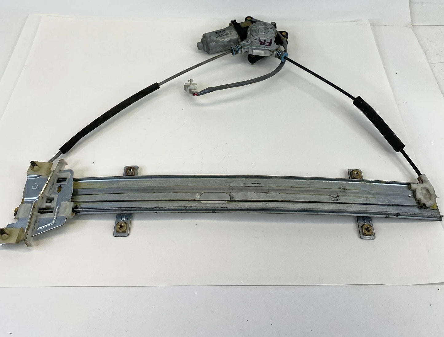 02-06 SUZUKI XL-7 FRONT RH PASSENGER POWER WINDOW REGULATOR W/ MOTOR 8343065D00
