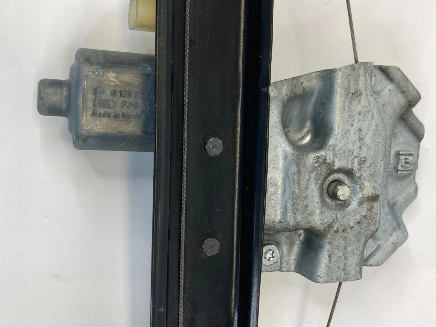 2008-2011 FORD FOCUS REAR LEFT DOOR WINDOW MOTOR W/ REGULATOR 0130822470 OEM